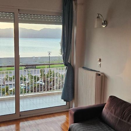 Nafpaktos Beach House Sea View Apartment First Floor エクステリア 写真