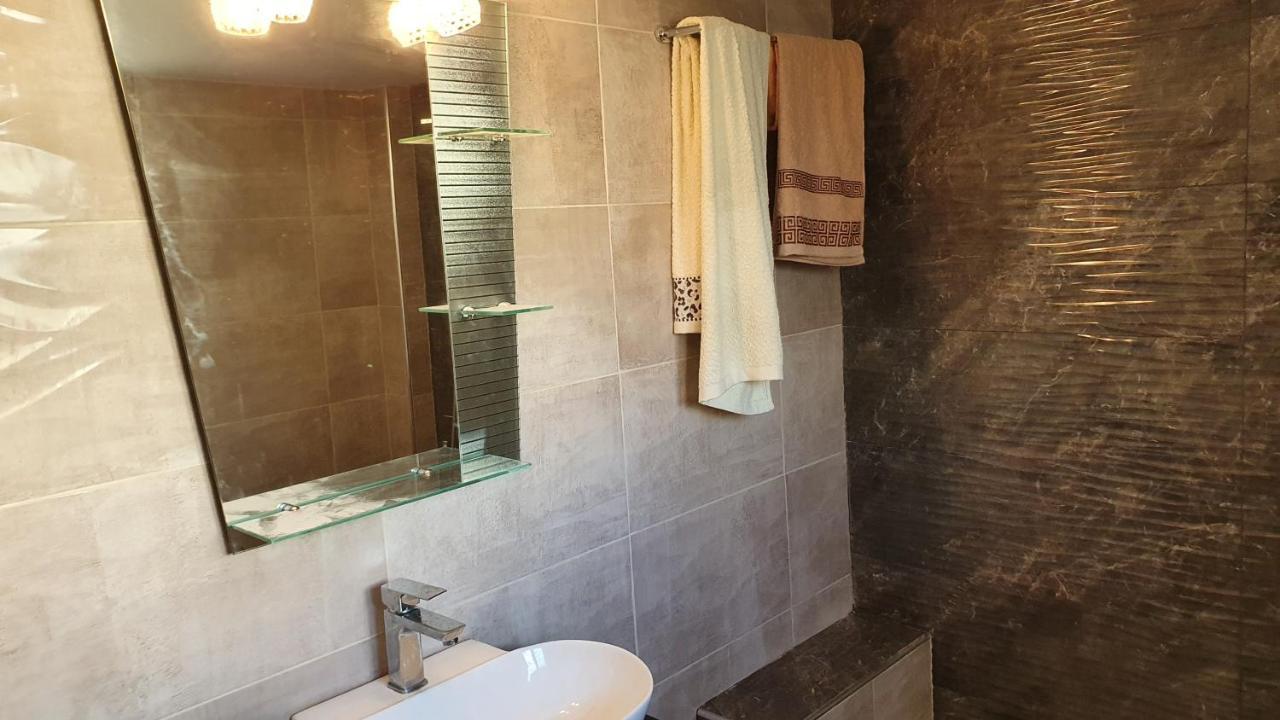 Nafpaktos Beach House Sea View Apartment First Floor エクステリア 写真